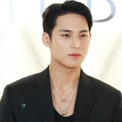 Mingyu, Related people