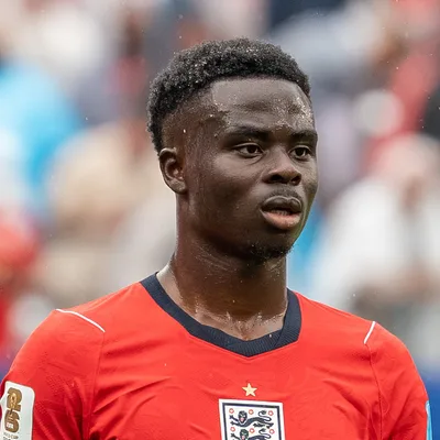 Bukayo Saka, Related people