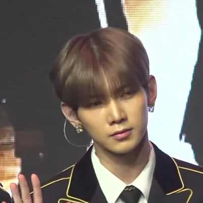 Yeosang, Related people
