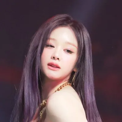 Pharita, Related people