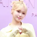 Kim Chaewon, Most popular HYBE artists