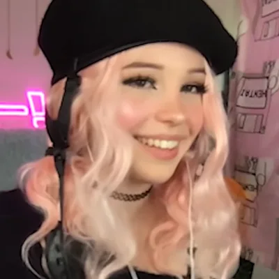 Belle Delphine, Related people