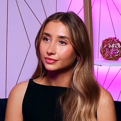 Lily Phillips, Related people